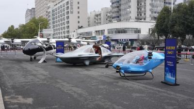 刚刚，飞行汽车现身武汉！