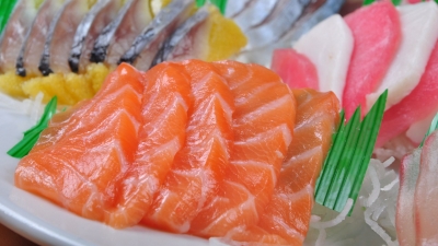 你吃的三文鱼是假的?中国渔业协会为国产三文鱼正名