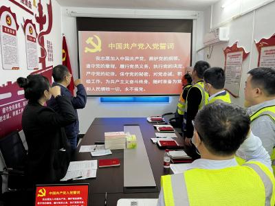 【八大行动·聚焦党建引领】支部建在项目上 党旗飘在工地里 市人民医院为新院区项目建设提速汇聚“红色动能”