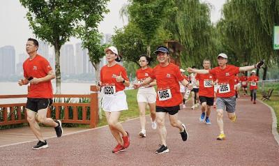 与爱同行 共赴美好 中国劲酒邀你健康跑中国