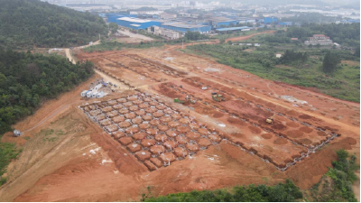 拼项目抓经济促发展 灵乡镇奋力冲刺“双过半”