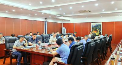 郝胜勇主持召开环保安湖临空科创岛谋划情况汇报会 突出生态优先和创新创造 打造助推大冶高质量发展的新引擎