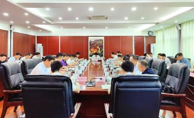 郝胜勇主持召开全市推进强县工程和小流域综合治理工作座谈会 目标同向行动同步 推动两项工作落实落地