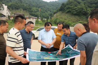 孙辄调研106国道黄石铁山至大冶段改建工程 科学规划强化保障 推动项目快速落地