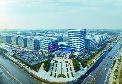 【贯彻落实市委七届七次全会精神 抓好主力军 建设节点城 奋进五十强】跑出好成绩 交上好答卷——我市掀起贯彻落实市委七届七次全会精神热潮