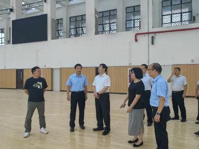 郝胜勇调研教联体和学校开学工作