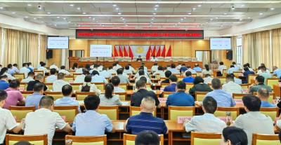 市委常委会学习贯彻习近平新时代中国特色社会主义思想主题教育专题读书班开班式举行 对标对表深学细悟 把所学所思所悟转化为推动高质量发展的实践伟力