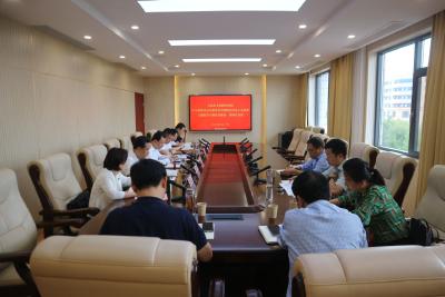 【学思想 强党性 重实践 建新功】市政府党组举行学习贯彻习近平新时代中国特色社会主义思想主题教育专题读书班第一次研讨交流会 聚焦以学铸魂以学增智 在筑牢根本强化本领上下功夫求实效