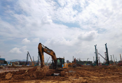 大冶一中临空国际学校：桩基施工过半