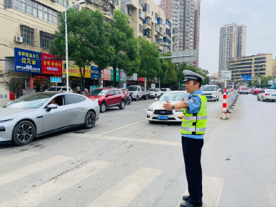 他们是节日期间“最美风景”