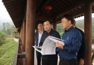 【贯彻落实市委七届七次全会精神 当好主力军 建成节点城 奋进五十强】孙辄赴陈贵镇、灵乡镇调研项目建设、共同缔造工作 高质量高效率推进项目建设 以共同缔造改善人居环境发展旅游经济