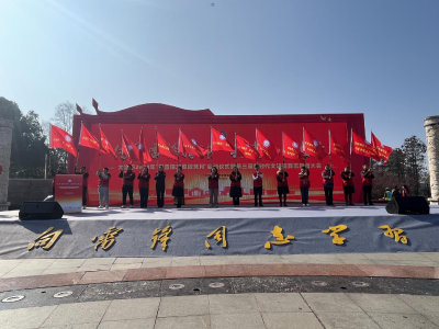 【保持“拼抢实”·奋进“五十强” 聚焦八大行动之城市治理】志愿服务“赶大集” 雷锋精神代代传