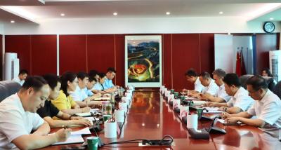 郝胜勇与武钢资源集团有限公司总经理、党委副书记鲁炳强一行座谈