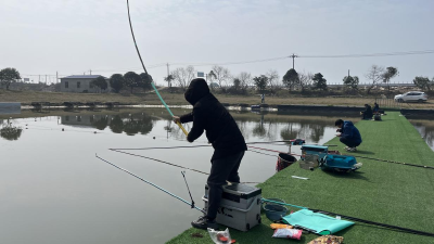 【走在全省前列 冲刺全国五十强 聚焦八大行动之乡村振兴】东风农场：生态渔业“风生水起”