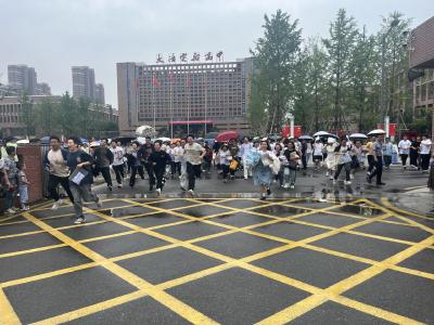 高考终章：青春启航   未来璀璨