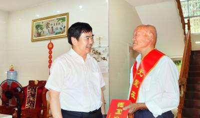 郝胜勇调研基层党建工作并开展“七一”走访慰问活动 全面提升基层党组织凝聚力战斗力 以高质量党建引领高质量发展