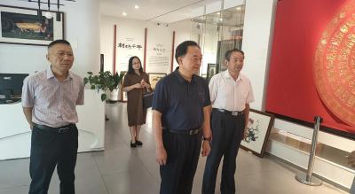 黄石市政协来我市调研 强化刺绣人才培养 扩大大冶刺绣影响力