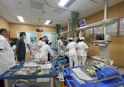 地下停车场上演1分钟生死时速