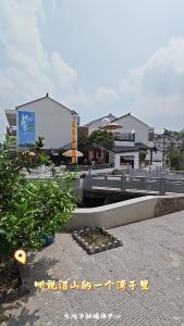 农村鸡舍改装奶咖店,每月15日“村民日