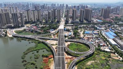 【聚焦支点建设·聚力五大攻坚 品质提升】东风路西延道路工程9月底完工