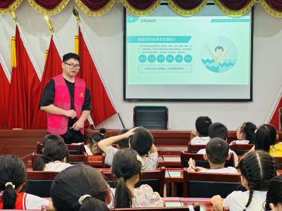 服务“一老一小” 勾勒社区“幸福圈”