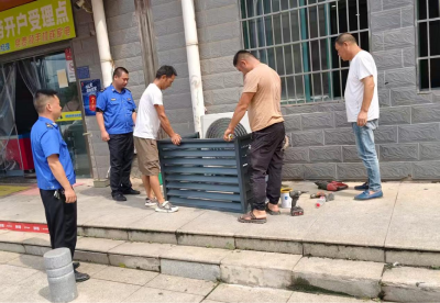 罗家桥街道：打好服务“组合拳” 当好群众“贴心人”