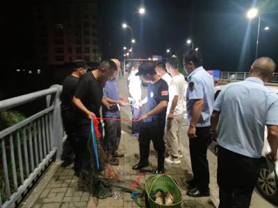 保护渔业资源 渔政队伍在行动