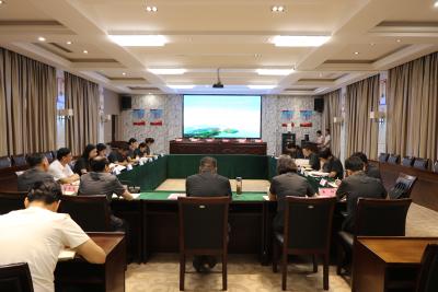 五地法院携手 共绘梁子湖水域保护新画卷