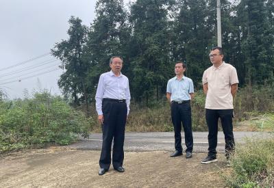 纪春明赴殷祖镇调研河湖长制、秋收秋播等工作