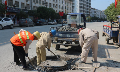 金山店镇：全面排查污水管网隐患