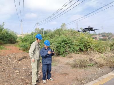 “师带徒”机制赋能无人机巡检
