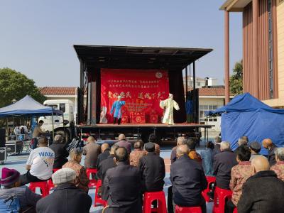 【图片新闻】送戏下乡