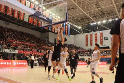 大冶男篮客场憾负枣阳 拼至终场显韧性