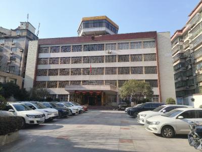 东岳路街道办事处机构设置