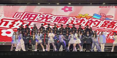 大冶六中合唱比赛燃动校园