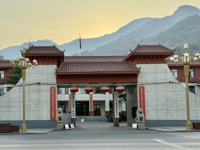 大冶市大箕铺镇领导简介