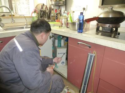 拧紧燃气“安全阀” 确保冬季供气安全