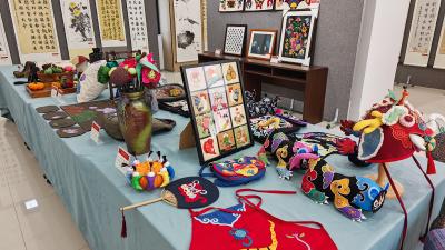 非遗拼布：碎布头拼出新美感