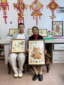 非遗剪纸：两代人的守护与传承