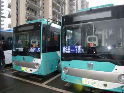 大箕铺镇城乡公交车正式开通 两条“民生公交线”连起乡村与城市