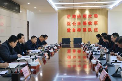 孙辄赴市法院、市检察院调研