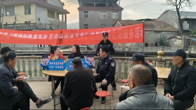 保安镇祠堂变身“会客厅”