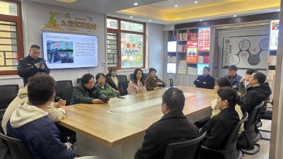 拒绝赌博歪风 共建平安社区 荟萃社区开展反赌博主题宣传活动 