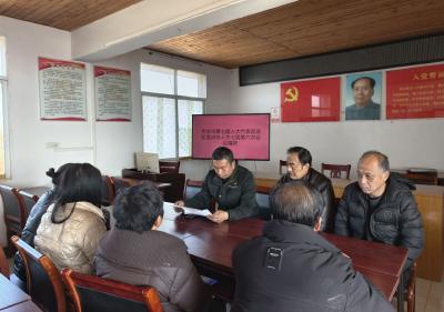 传两会“好声音” 绘振兴“新图景”