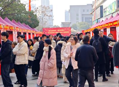 “春风”送岗到商场