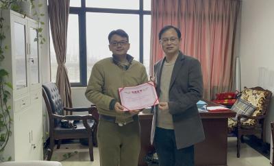 英雄让温暖“二次传递”