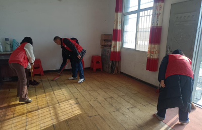 刘仁八镇：实际行动传承雷锋精神 "志愿红"成春日最美风景