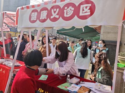 开元社区志愿服务市集“开张”