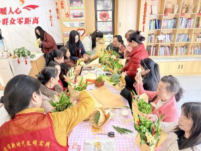 碧桂园社区玩出蔬菜插花新花样