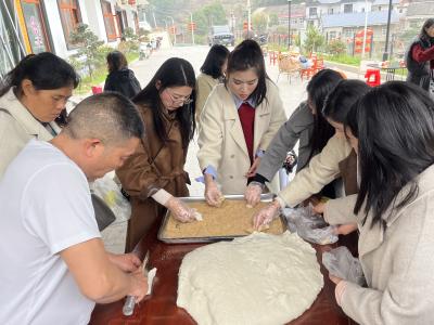 春风暖巾帼 田园绽芳华